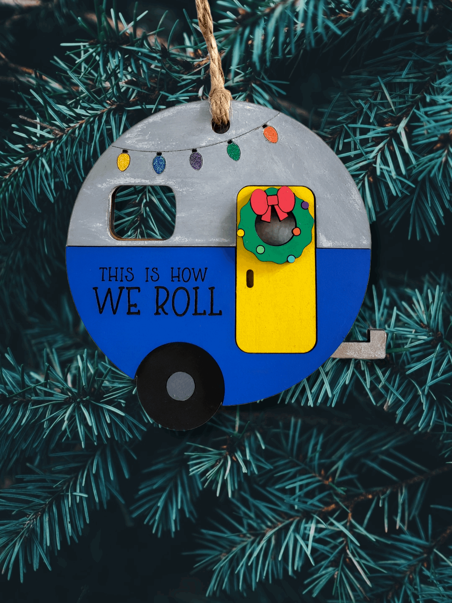 Round Camper Ornament