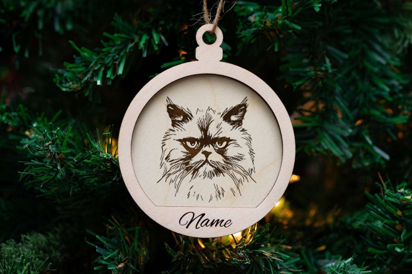 Capture the Grace and Elegance of Your Favorite Cat Breeds! Handmade, Engraved Wooden Cat Breed Ornaments