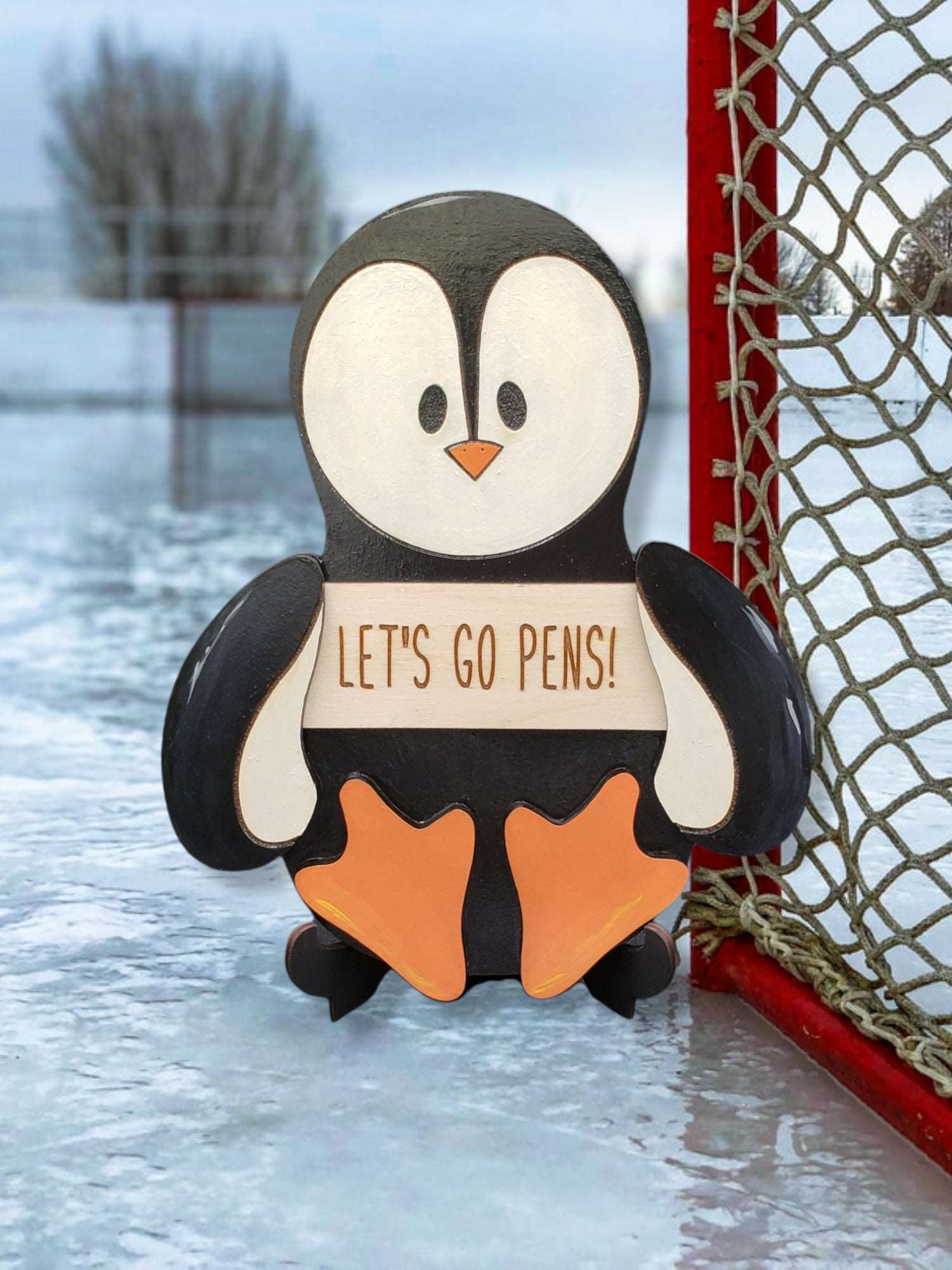 Penguin Sign/Shelf Sitter (Interchangeable Plaque)