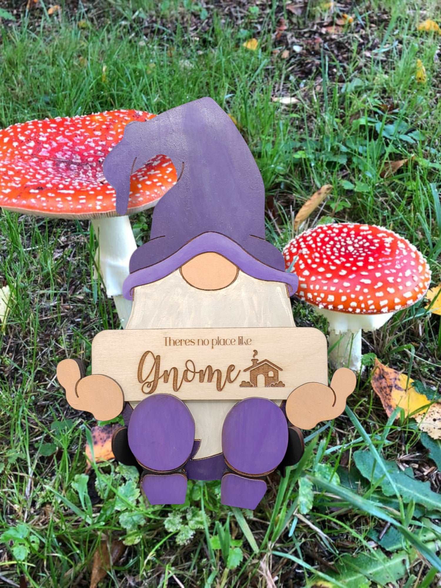 Gnome Sign/Shelf Sitter (Interchangeable Plaque)